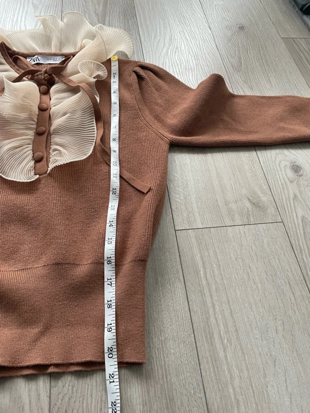 DONATED - DON’T BUY Zara ruffle knit, cognac with beige ruffle, very stretchy, M - Picture 7 of 13